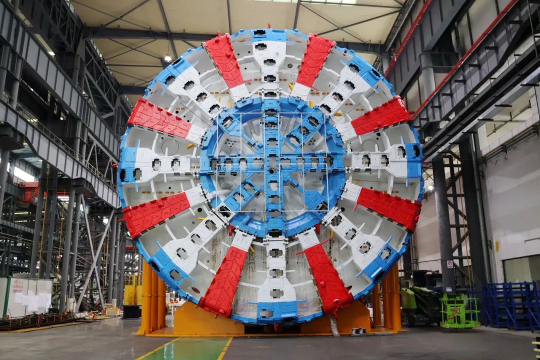 中鐵裝備設(shè)計制造的粵東城際首臺超大直徑泥水盾構(gòu)