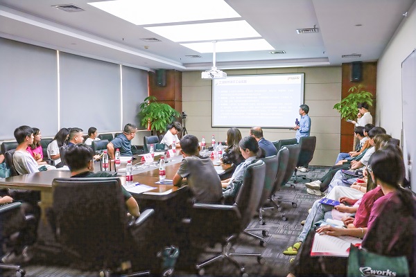 工業(yè)軟件產(chǎn)業(yè)（創(chuàng)客）孵化聯(lián)合體成立暨創(chuàng)客培育沙龍?jiān)陂_目公司成功舉辦